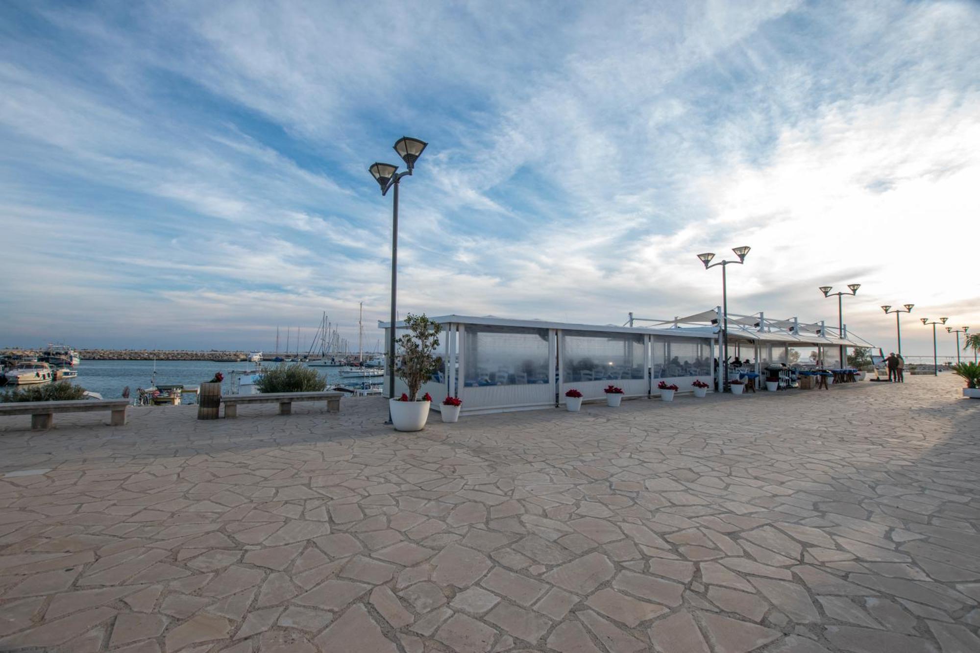 Glabur Stays! The One -1 - Elite Marina Front! Zygi Dış mekan fotoğraf